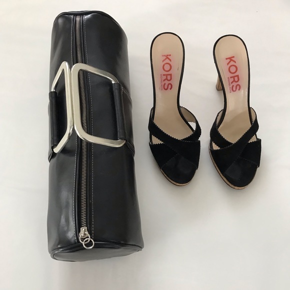 Shoes and handbag. - Picture 2 of 8